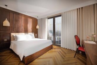 Golden Lotus Luxury Hotel Danang