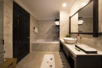 Seahorse Resort & Spa