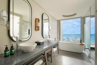 Crowne Plaza Phu Quoc Starbay