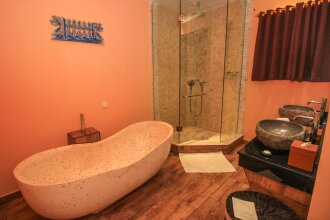 Kupu Kupu Suites & Spa By L'Occitane