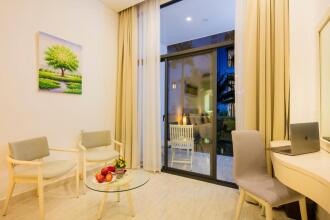 Diamond Bay Condotel Resort Nha Trang