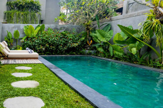 Japa Suites & Villas