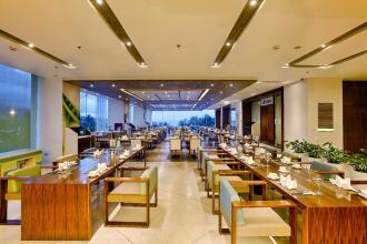 A La Carte Da Nang Beach