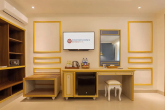 Fourteen Roses Boutique Hotel Legian