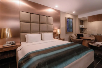 Amaroossa Suite