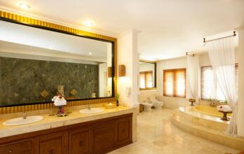 The Mansion Resort Hotel & Spa