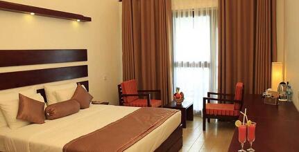 Avenra Beach Hikkaduwa