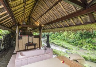 Hotel Tjampuhan Spa