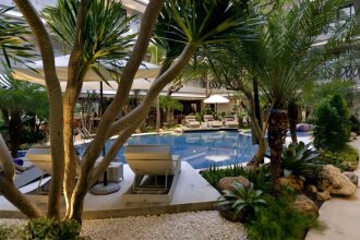 Amaroossa Suite