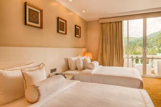 The Golden Crown Hotel