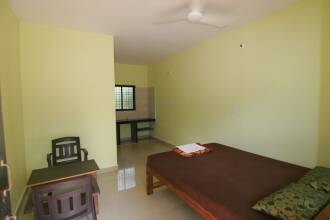 Rudra Holidays Guest House
