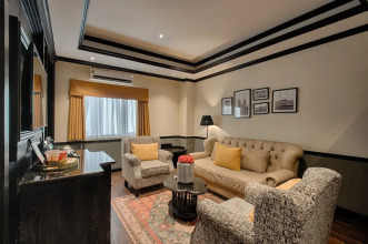Monarque Hotel Danang