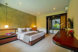 Japa Suites & Villas