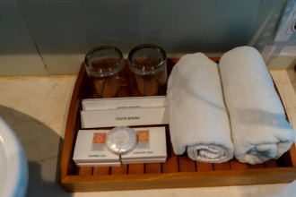 Fourteen Roses Boutique Hotel Legian