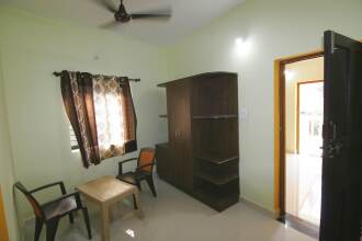 Rudra Holidays Guest House