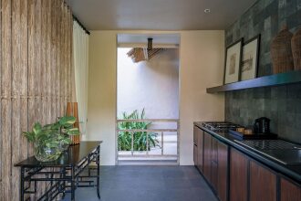 Kayumanis Sanur / Villas & Spa