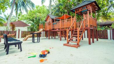 Lily Beach Resort & Spa
