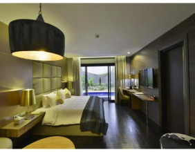 Amaroossa Suite