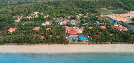 Golden Coast Resort & Spa
