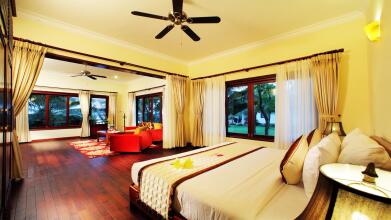 Golden Coast Resort & Spa