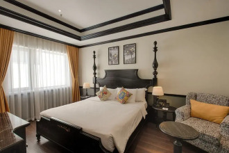 Monarque Hotel Danang