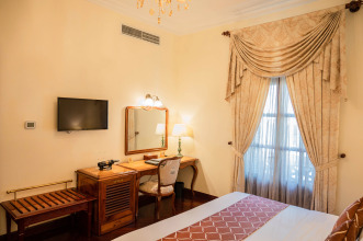 Grand Hotel Saigon