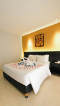 Fourteen Roses Beach Hotel
