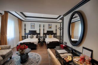 Monarque Hotel Danang