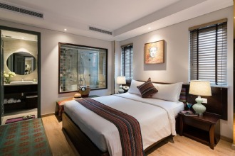 Au Lac Legend Hotel