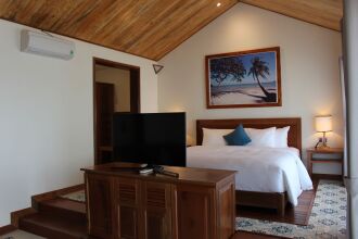 Camia Resort & Spa