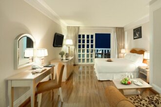 Sunrise Nha Trang Beach Hotel & Spa