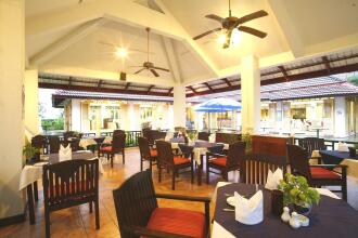 Amora Beach Resort Phuket
