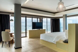 Swarn By Hawks Hotels (Ex. Clarks Exotica Kamadhoo Maldives)
