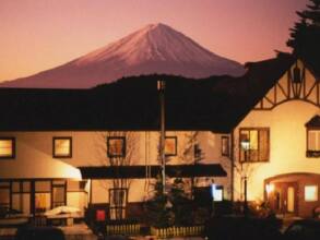 Ubuya In Fujikawaguchiko Japan From 472 Photos Reviews Zenhotels Com