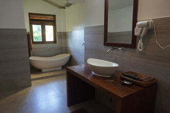 Thambapanni Retreat