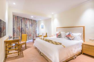Golden Palm Resort