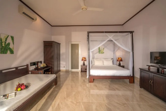 Sea Sense Resort