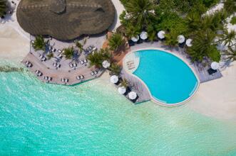 Komandoo Island Resort