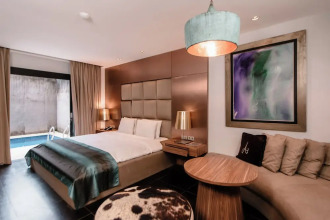 Amaroossa Suite