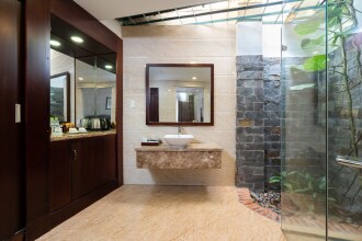 Hoang Ngoc Resort (Oriental Pearl)