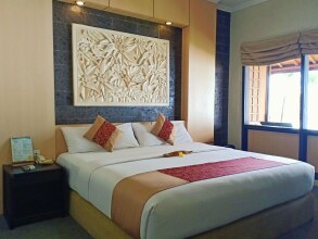 Nugraha Lovina Seaview Resort & Spa