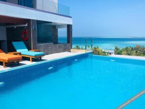 Triton Prestige Seaview & Spa