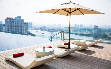 Anantara Riverside Bangkok Resort