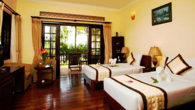 Golden Coast Resort & Spa