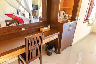 Arya Amed Beach Resort