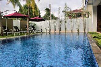 Daffodils Beach Negombo