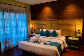 Fourteen Roses Boutique Hotel Legian