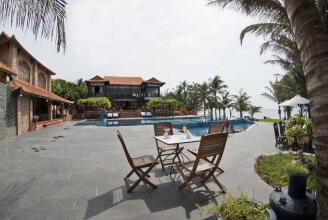 Sandhills Beach Resort & Spa