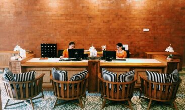 Fourteen Roses Boutique Hotel Legian