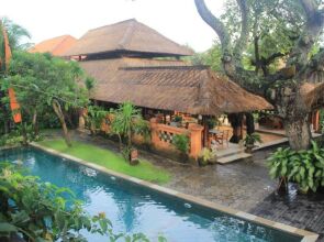 Tandjung Sari Hotel